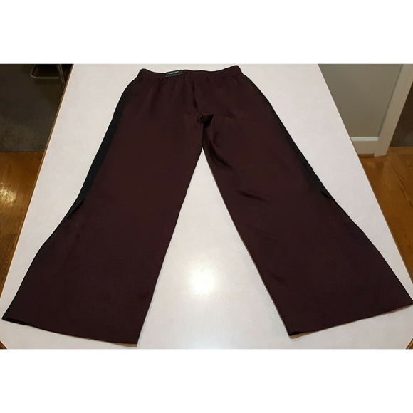 NWT Bandana Print Wide Leg Pants - Picture 5 of 8